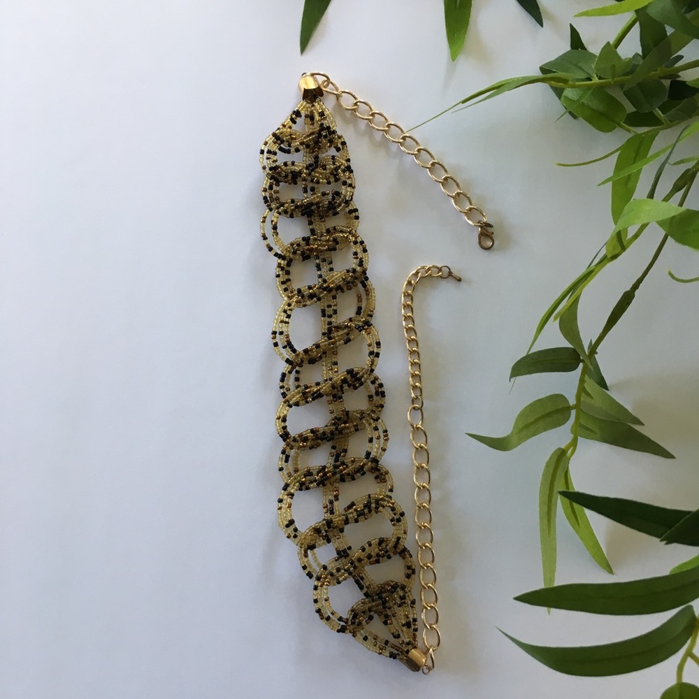 Choker - Picture 2 of 4